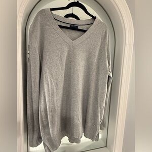 Tommy Hilfiger Gray Knit Sweater